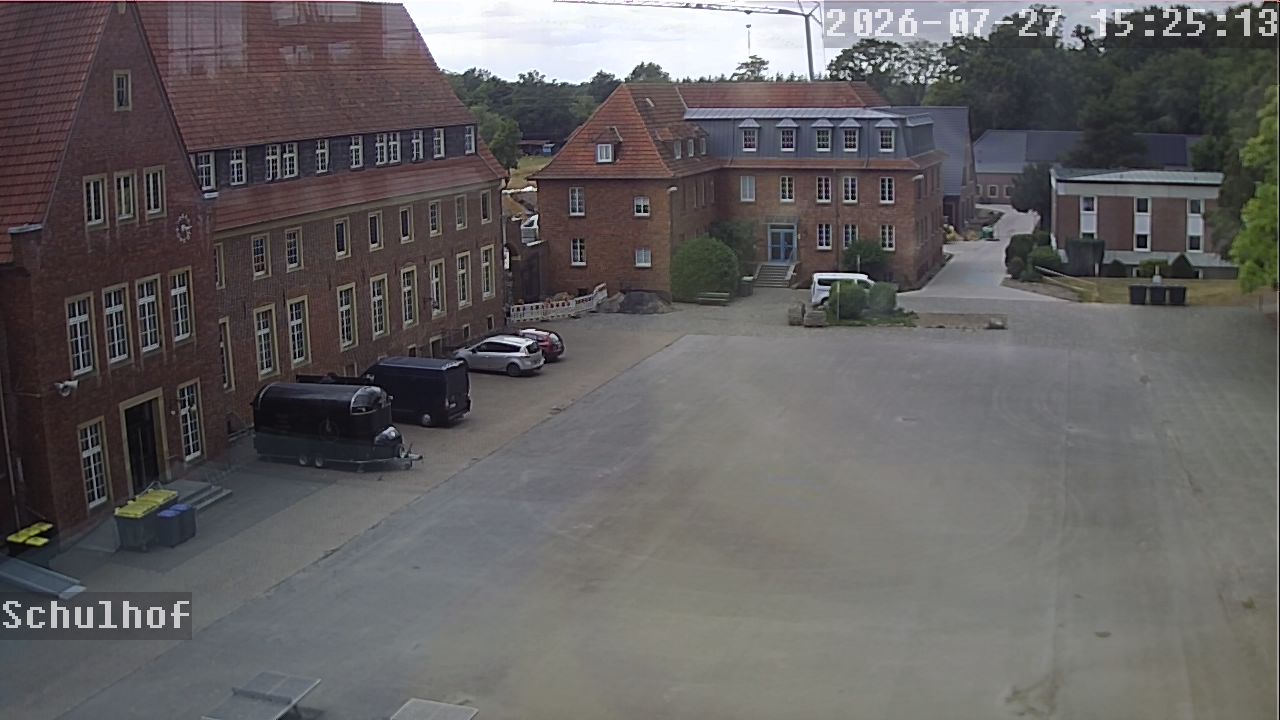 Webcam Schulhof 15:25