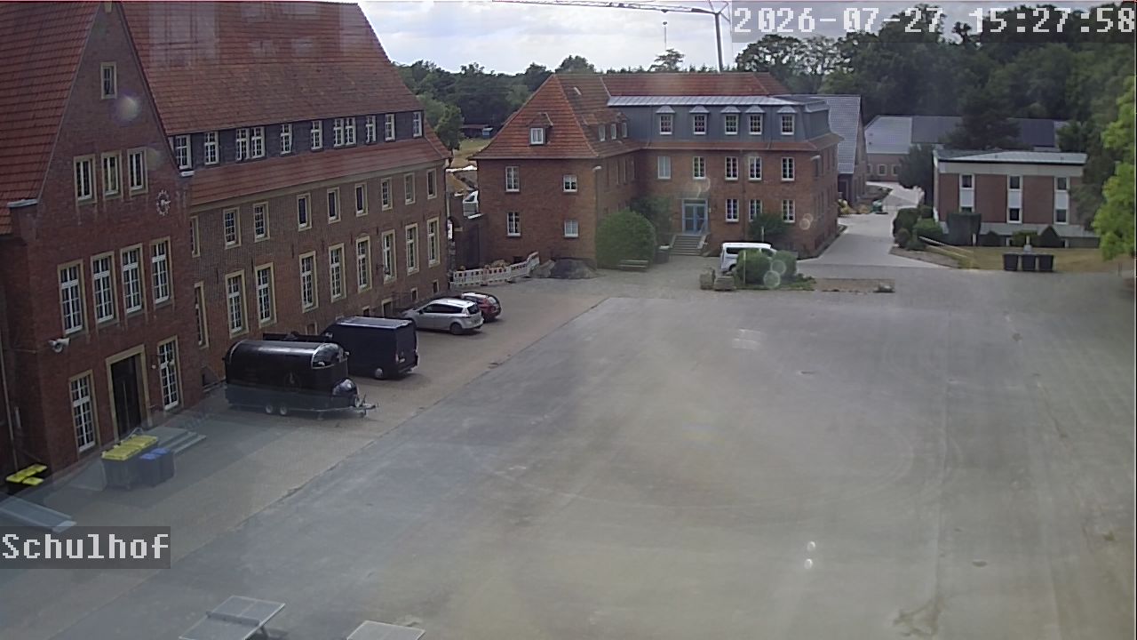 Webcam Schulhof 15:28