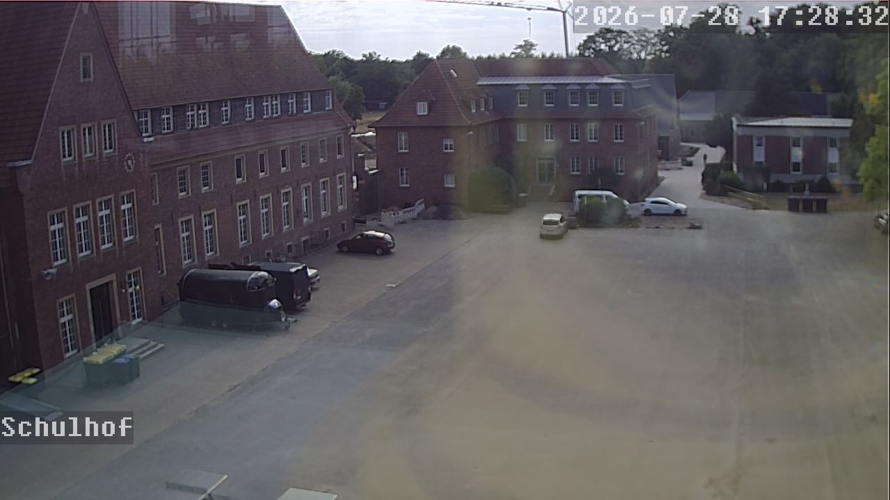 Webcam Schulhof 17:28