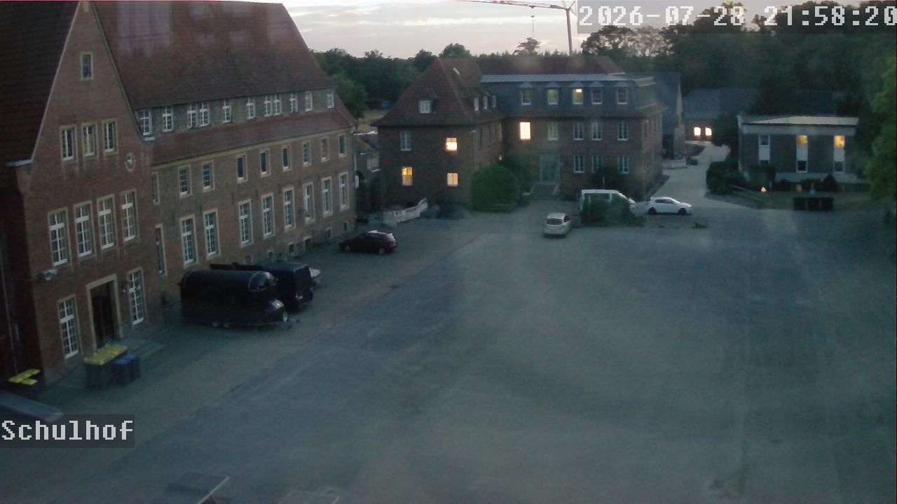 Webcam Schulhof 21:58