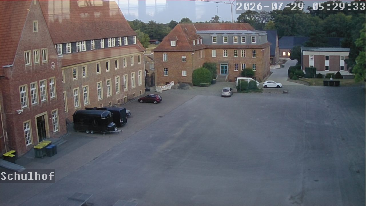 Webcam Schulhof 05:29