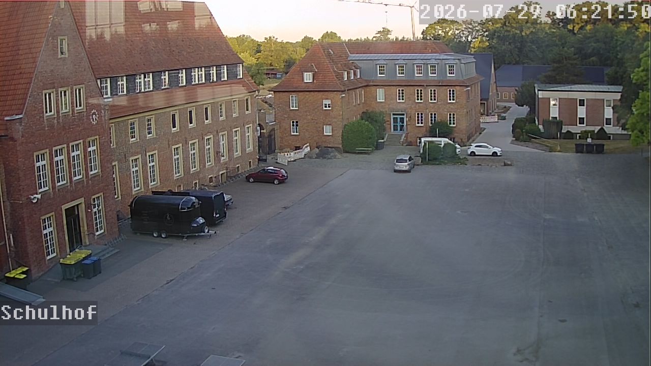 Webcam Schulhof 06:21