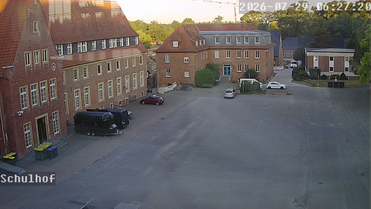 Webcam Schulhof 06:27