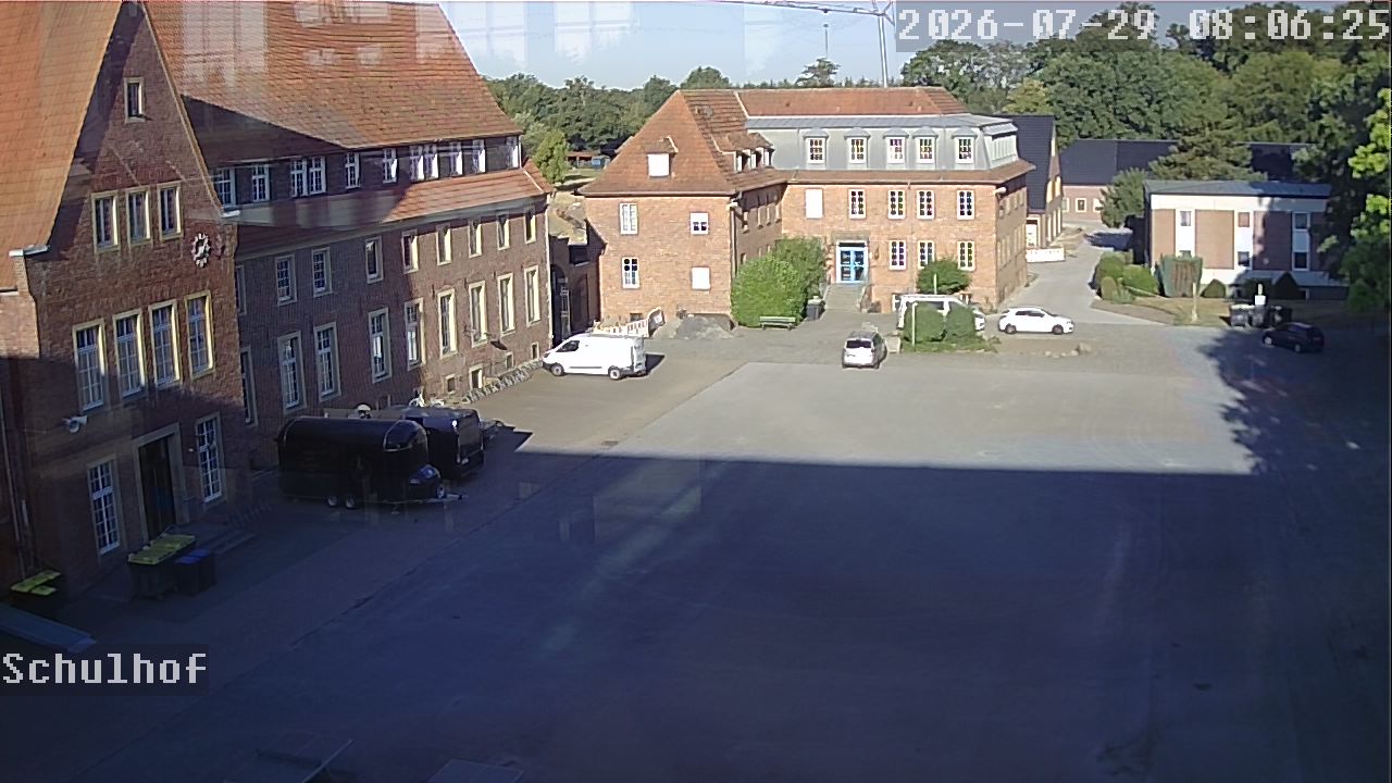 Webcam Schulhof 08:06
