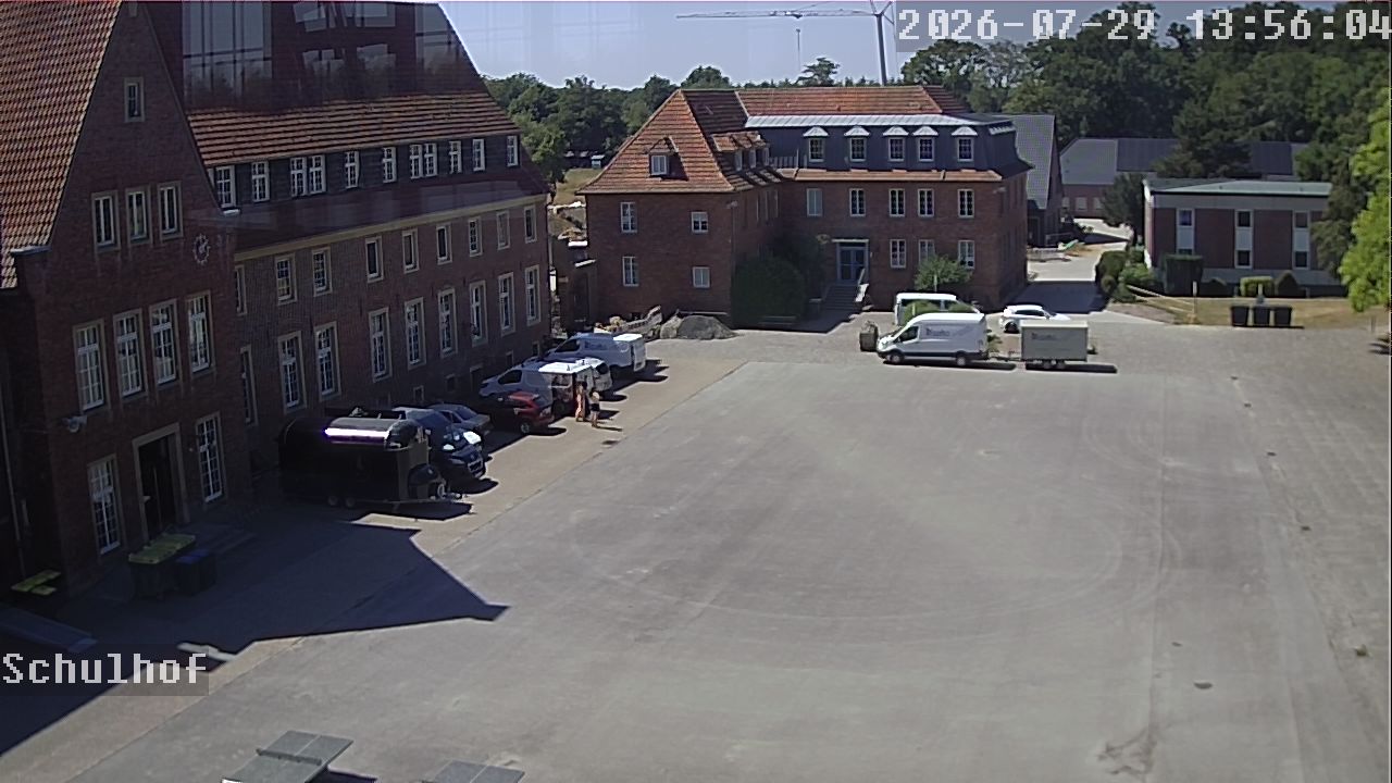 Webcam Schulhof 13:56