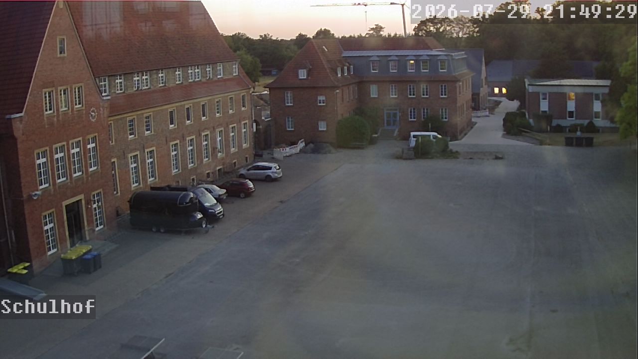 Webcam Schulhof 21:49
