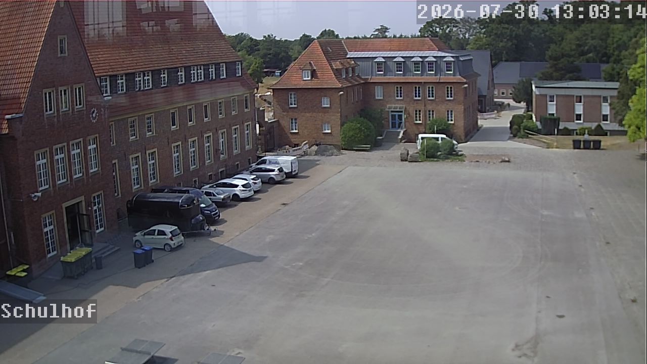 Webcam Schulhof 13:03