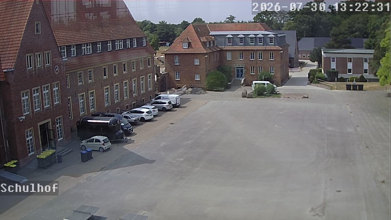 Webcam Schulhof 13:22