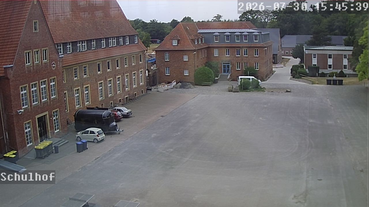 Webcam Schulhof 15:45