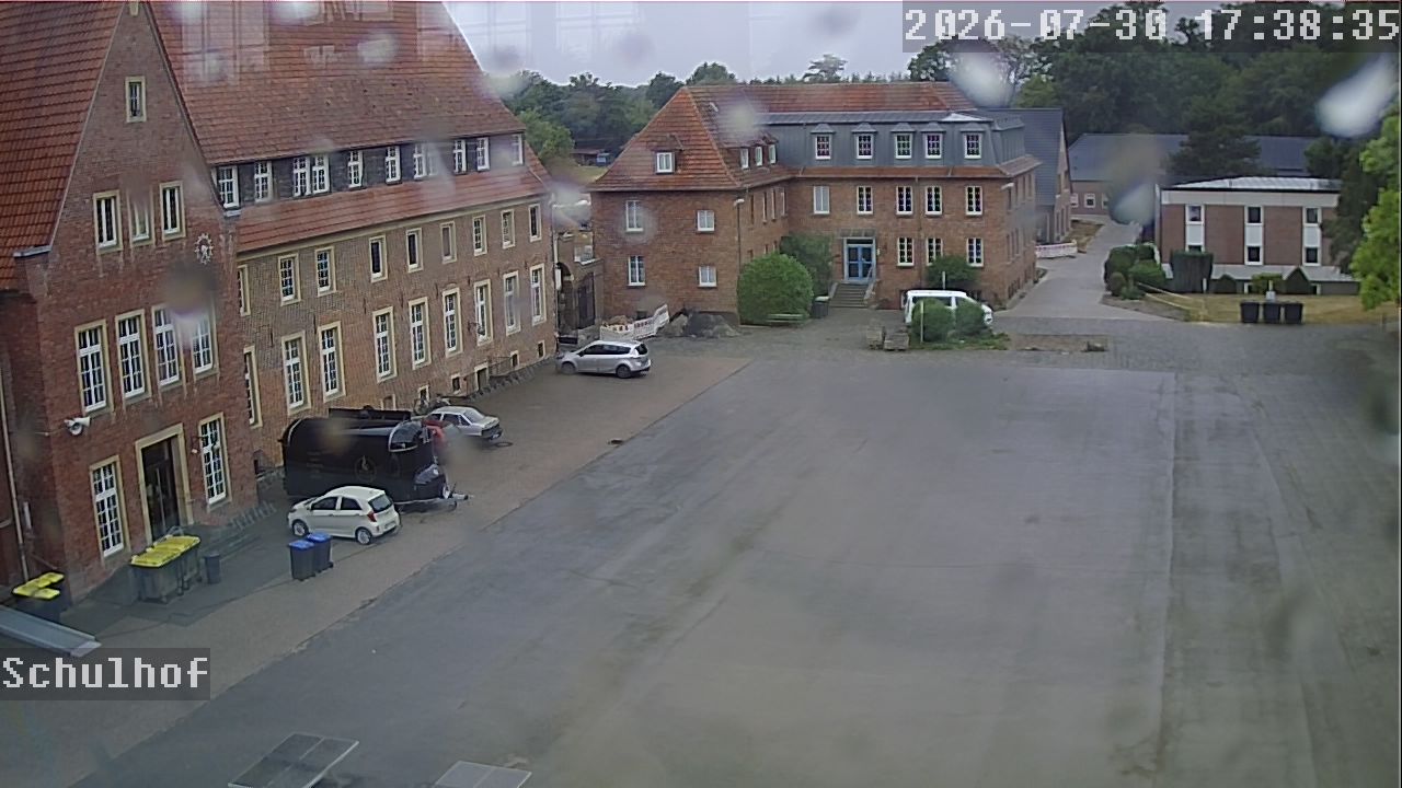 Webcam Schulhof 17:38