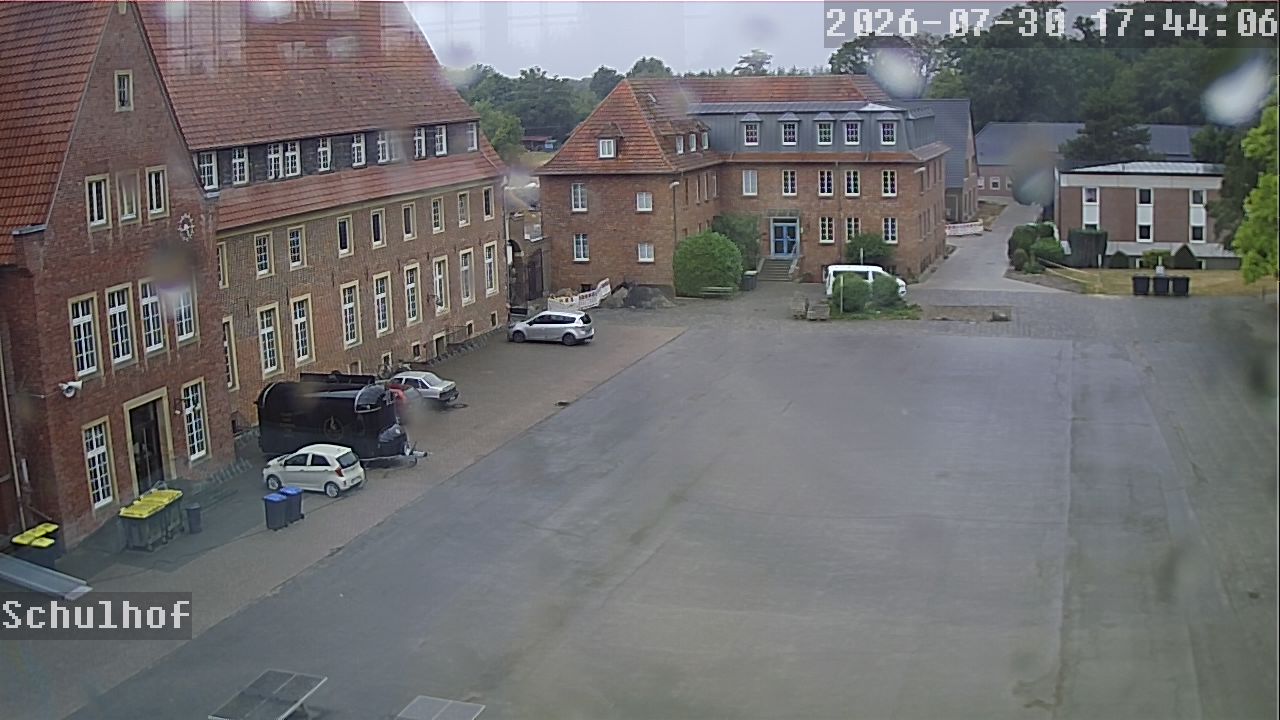 Webcam Schulhof 17:44