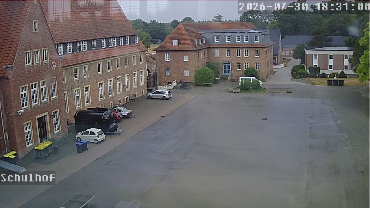 Webcam Schulhof 18:31