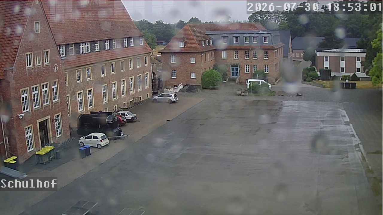 Webcam Schulhof 18:53