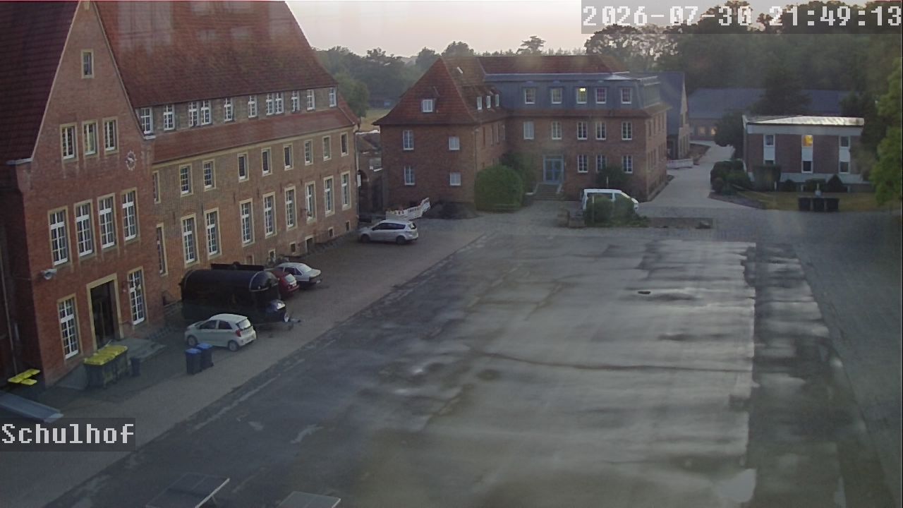 Webcam Schulhof 21:49