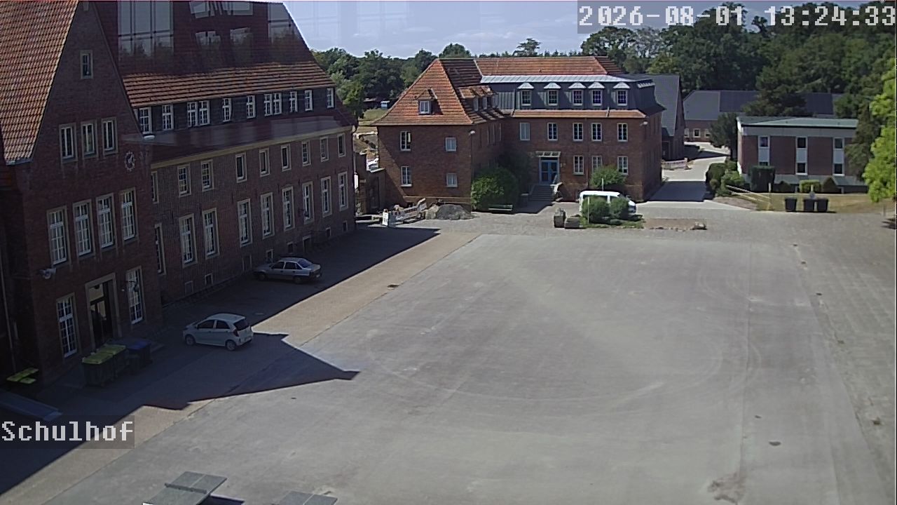 Webcam Schulhof 13:24