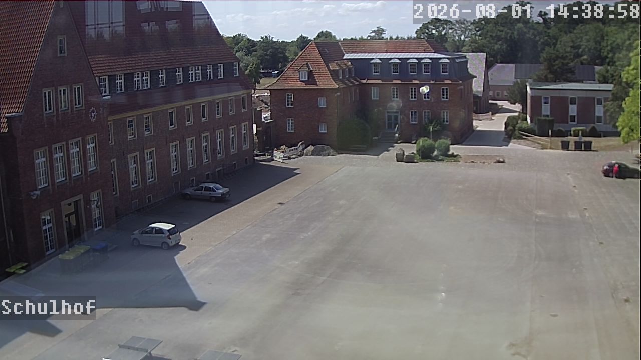 Webcam Schulhof 14:39