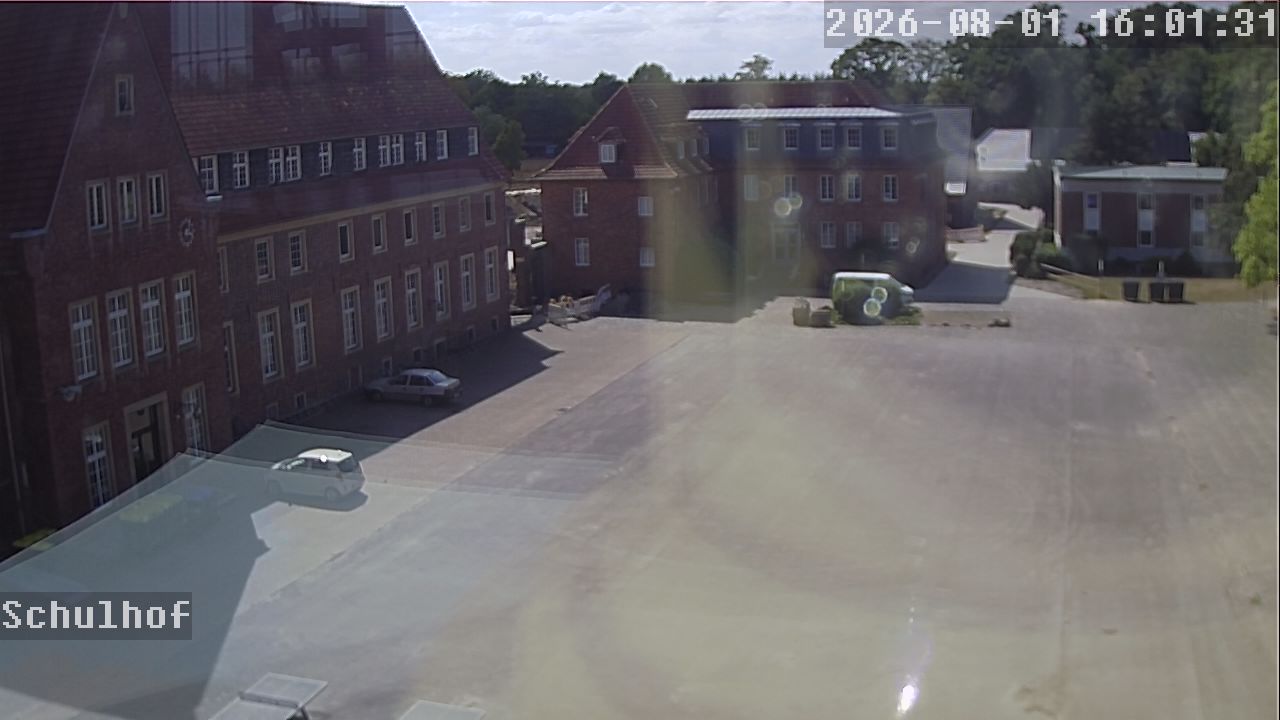 Webcam Schulhof 16:01