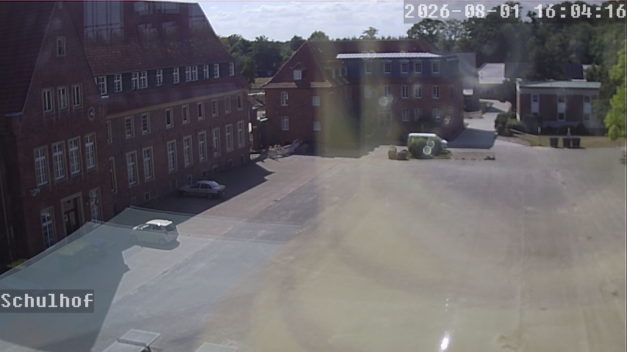 Webcam Schulhof 16:04