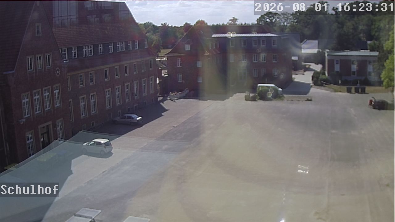 Webcam Schulhof 16:23