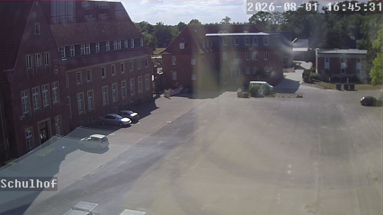 Webcam Schulhof 16:45