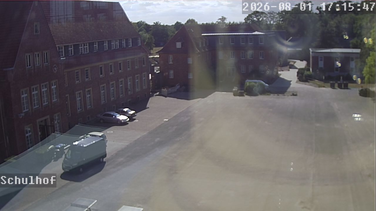 Webcam Schulhof 17:15