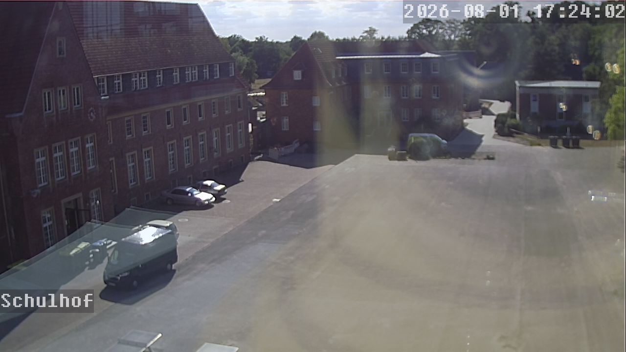 Webcam Schulhof 17:24