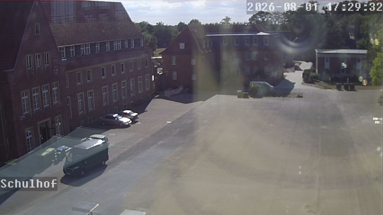 Webcam Schulhof 17:29