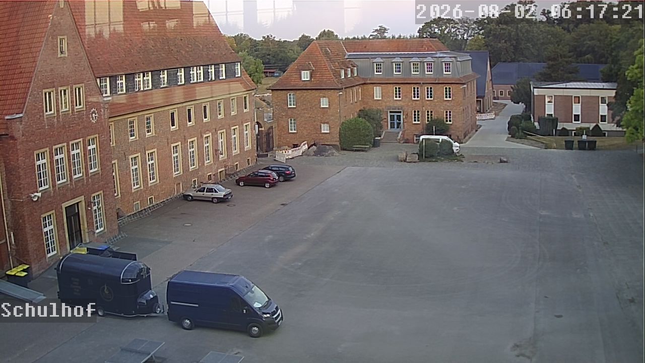 Webcam Schulhof 06:17
