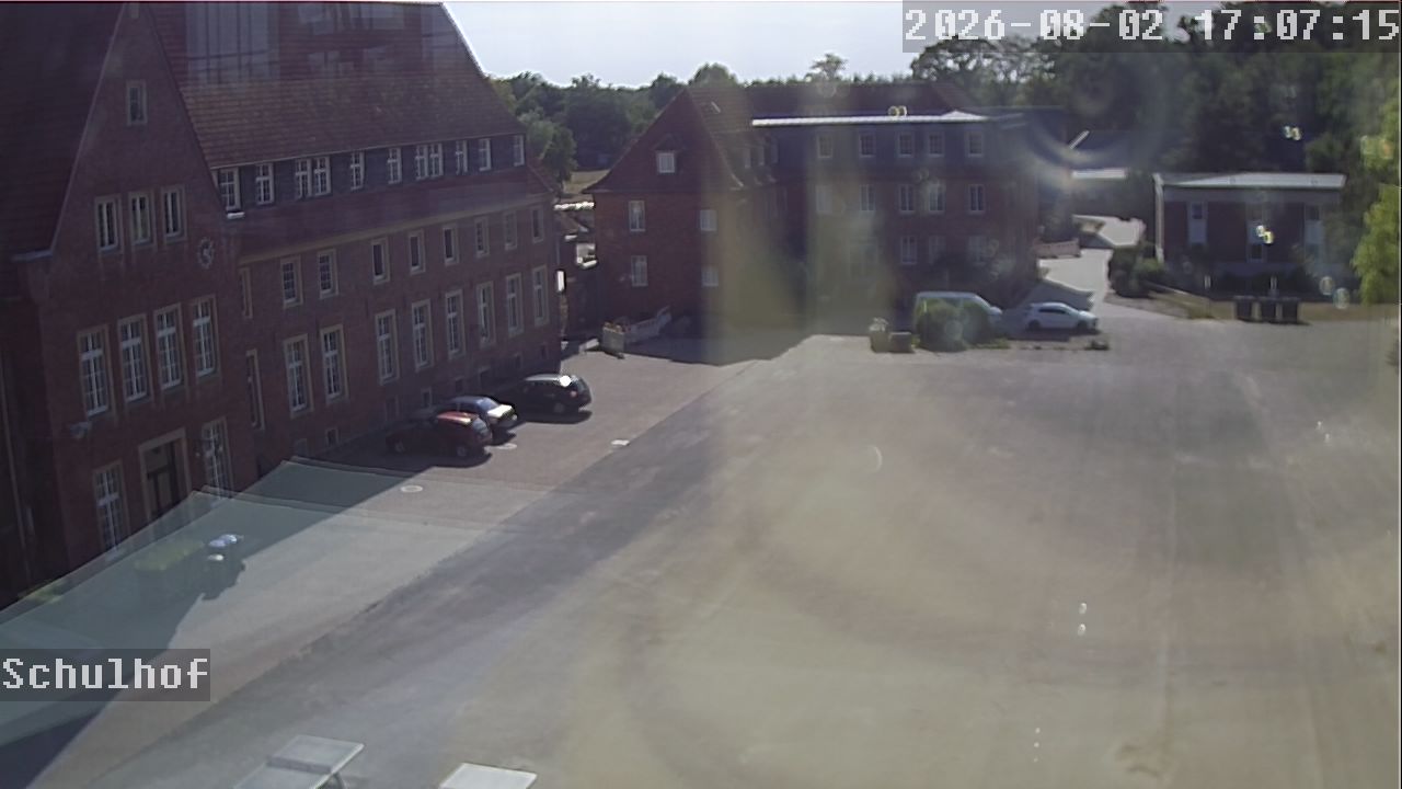 Webcam Schulhof 17:07