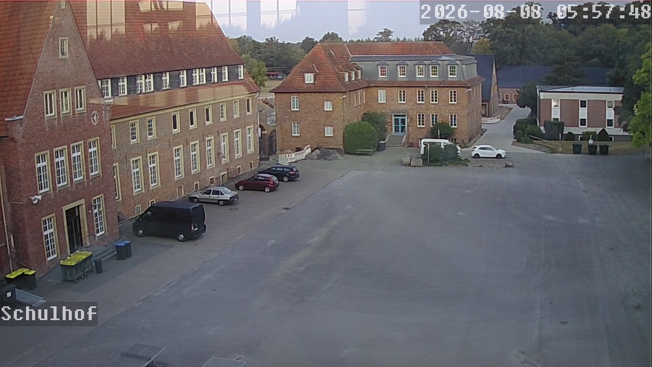 Webcam Schulhof 05:57