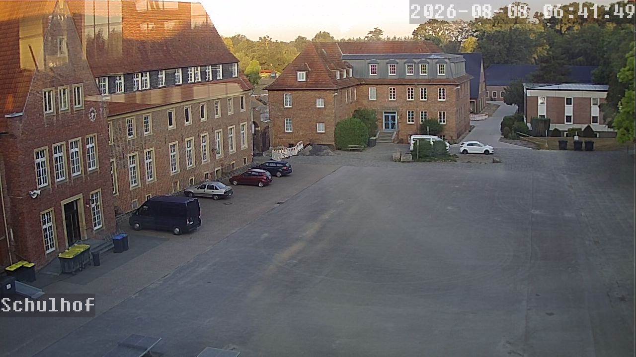 Webcam Schulhof 06:41