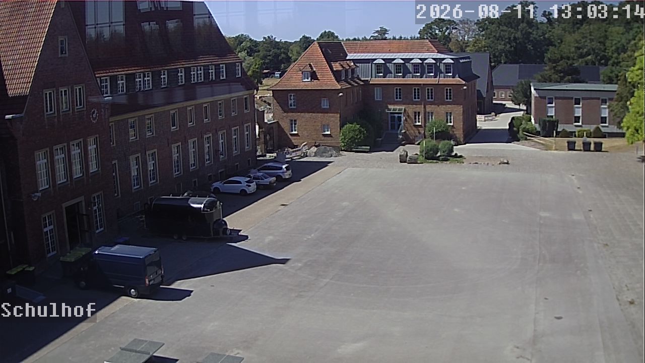 Webcam Schulhof 13:03