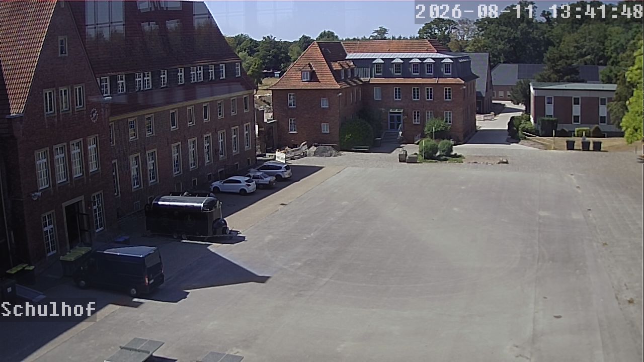 Webcam Schulhof 13:41
