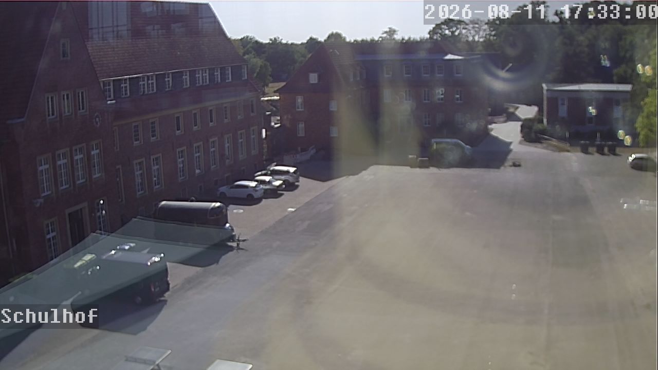 Webcam Schulhof 17:33