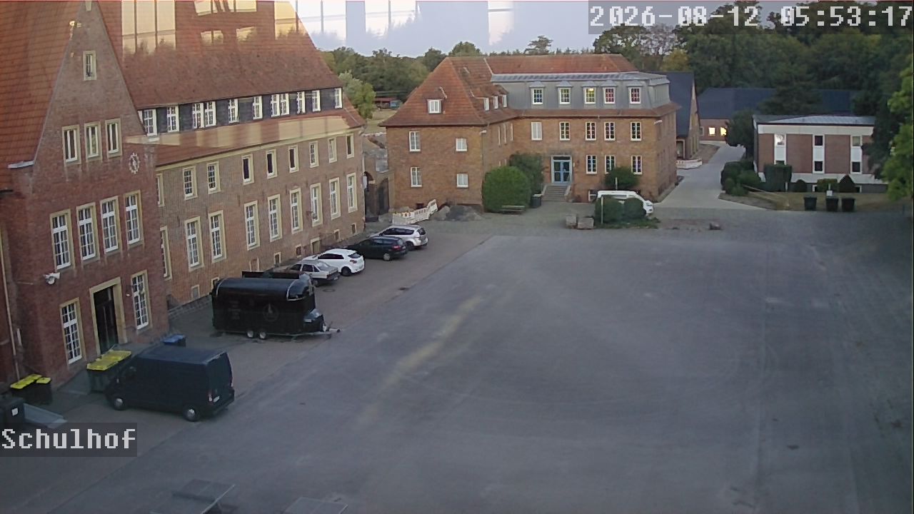 Webcam Schulhof 05:53