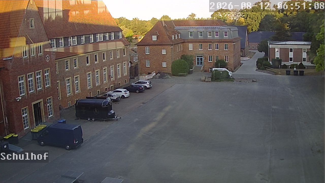 Webcam Schulhof 06:51