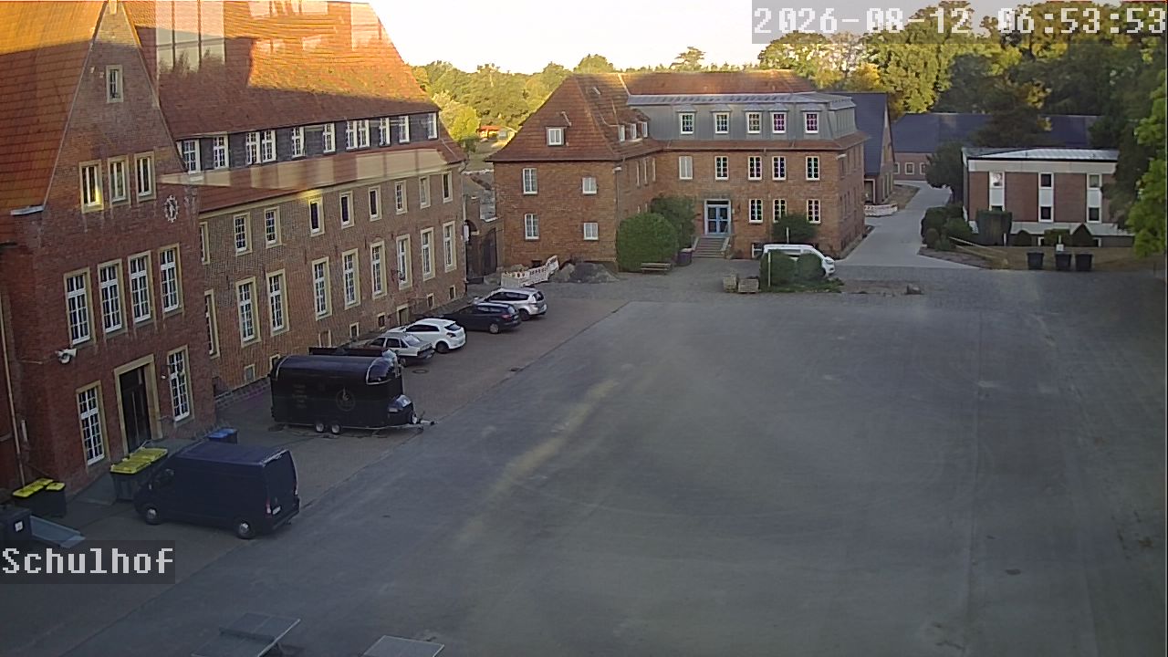 Webcam Schulhof 06:53