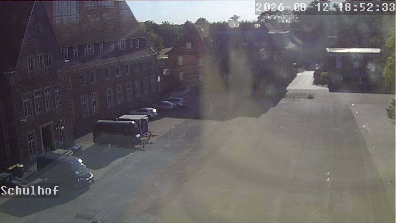Webcam Schulhof 18:52