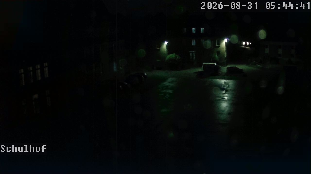 Webcam Schulhof 05:44