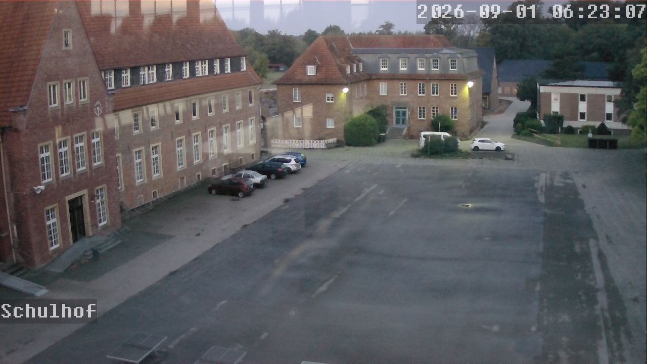 Webcam Schulhof 06:23