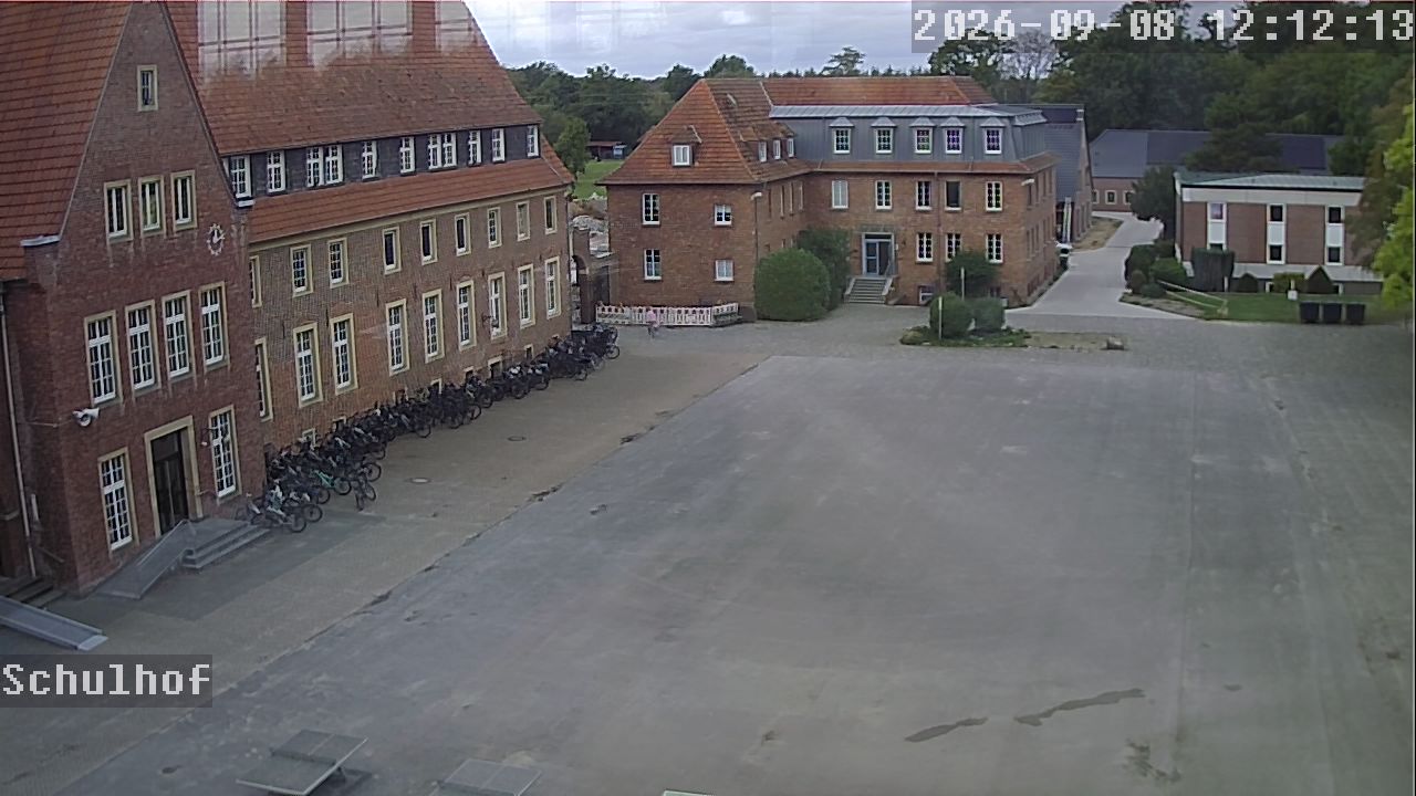 Webcam Schulhof 12:12