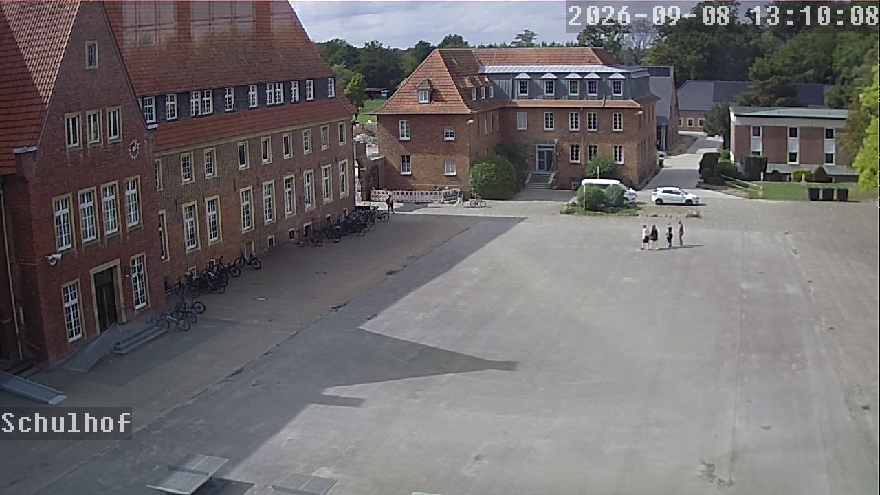 Webcam Schulhof 13:10