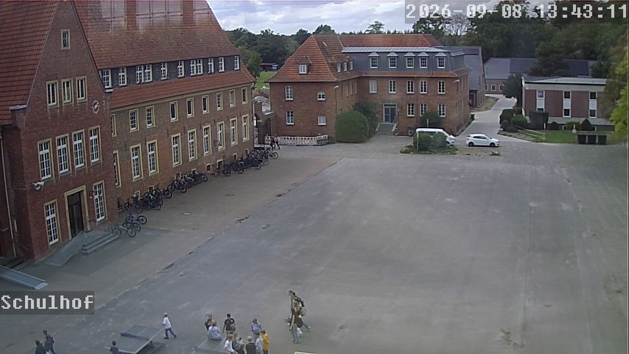 Webcam Schulhof 13:43