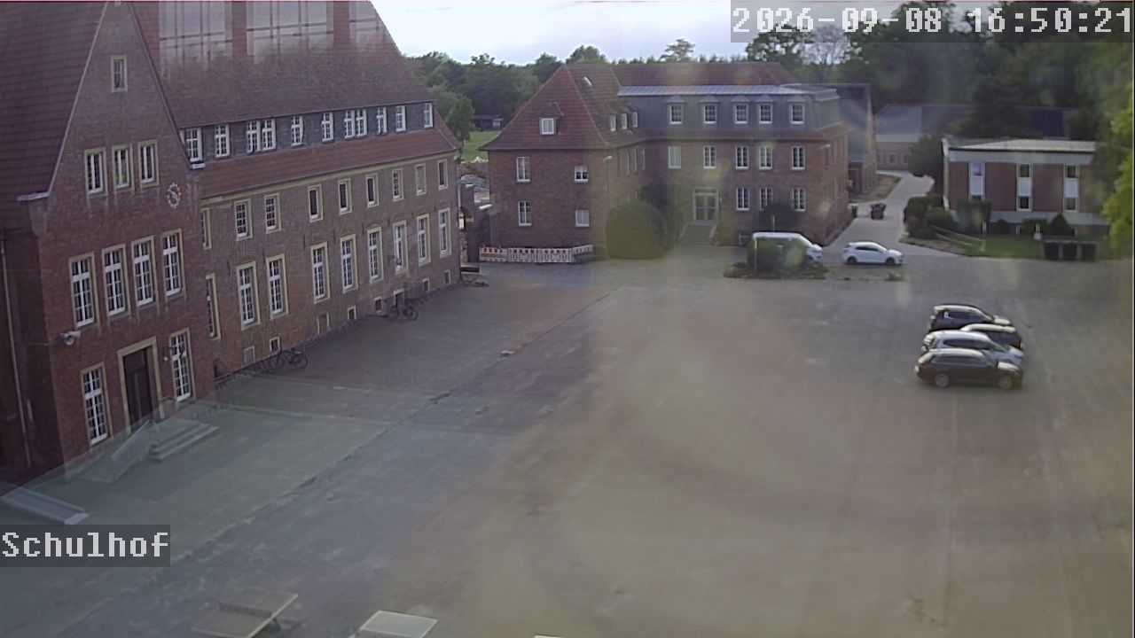Webcam Schulhof 16:50