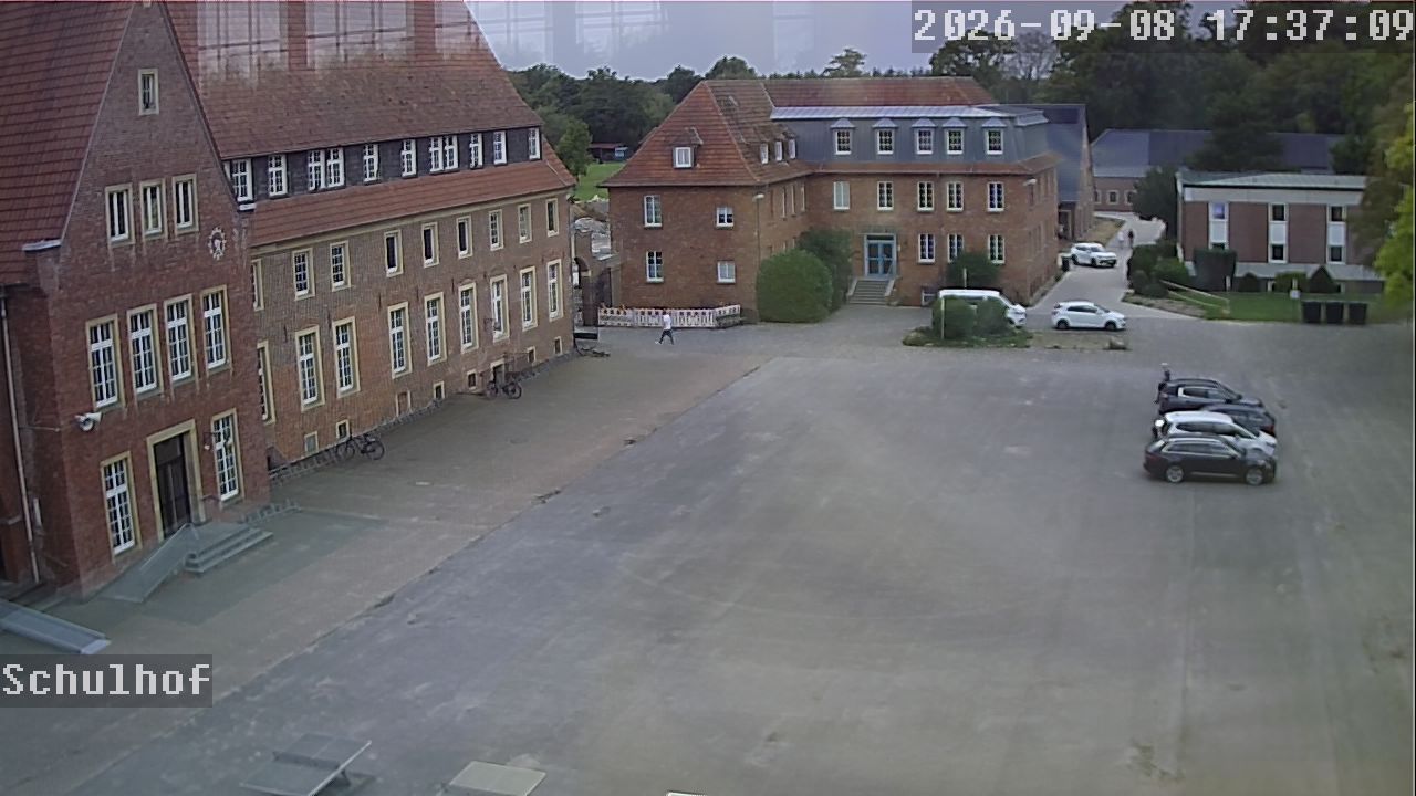 Webcam Schulhof 17:37