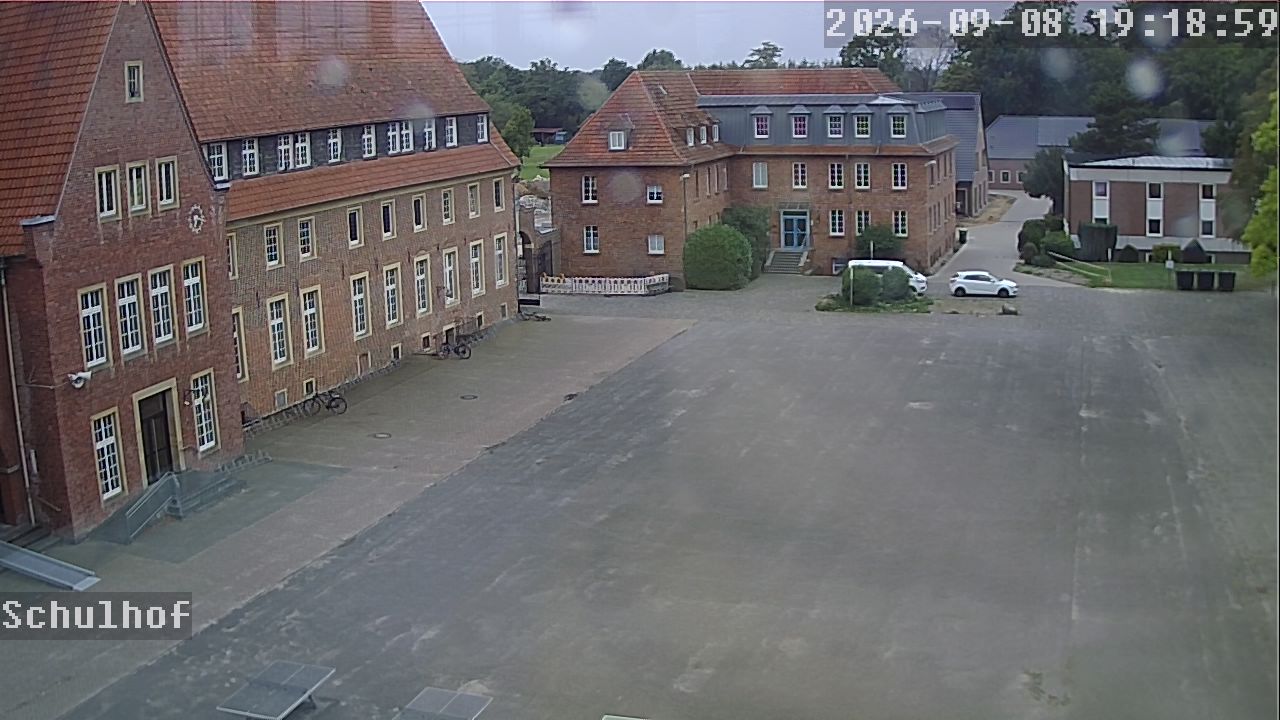 Webcam Schulhof 19:19