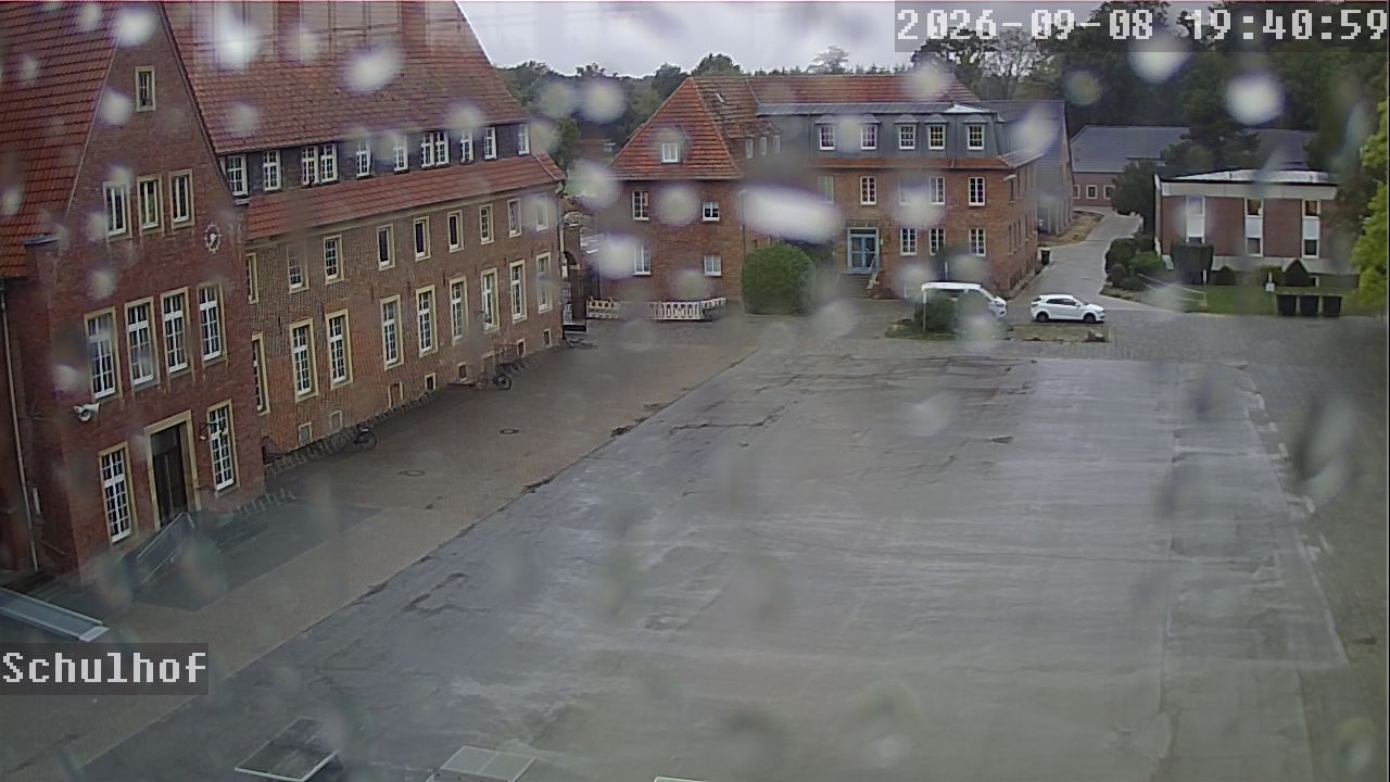 Webcam Schulhof 19:41