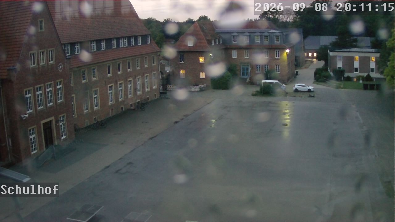 Webcam Schulhof 20:11