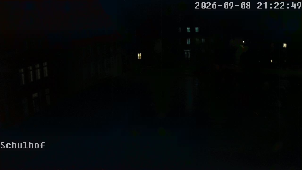 Webcam Schulhof 21:22