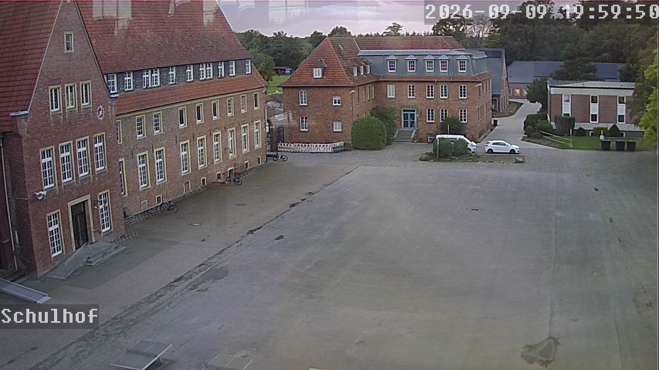 Webcam Schulhof 19:59